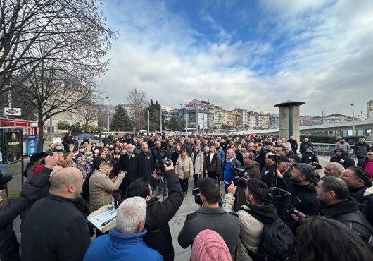 Uğur Mumcu vefatının 31. yılında İzmit'te anıldı